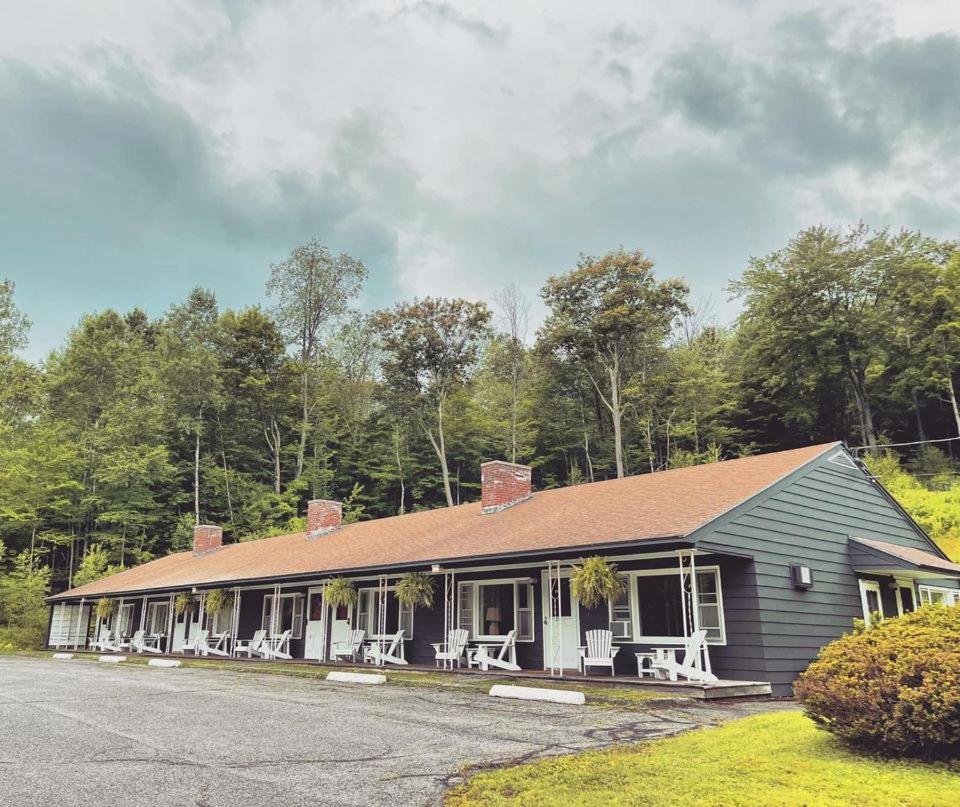Berkshire Valley Inn North Hancock Eksteriør bilde